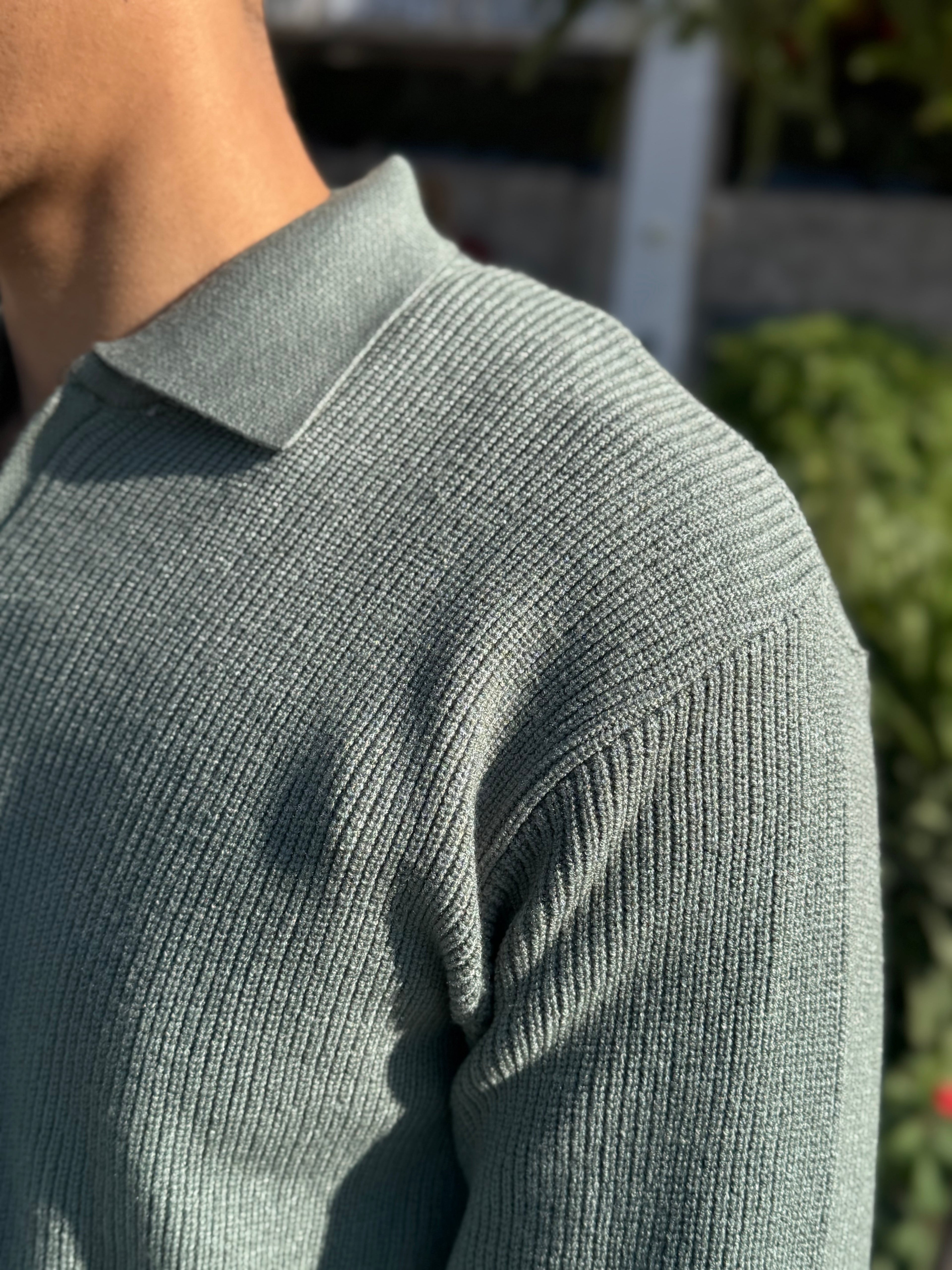 Mint knitted quarter-zip polo